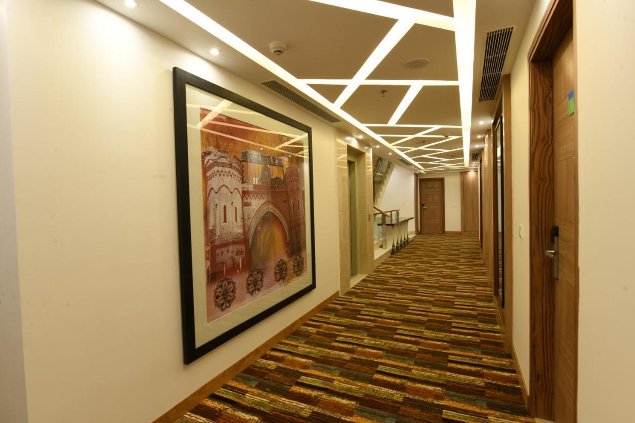 Surestay Plus By Best Western Amritsar Exterior foto