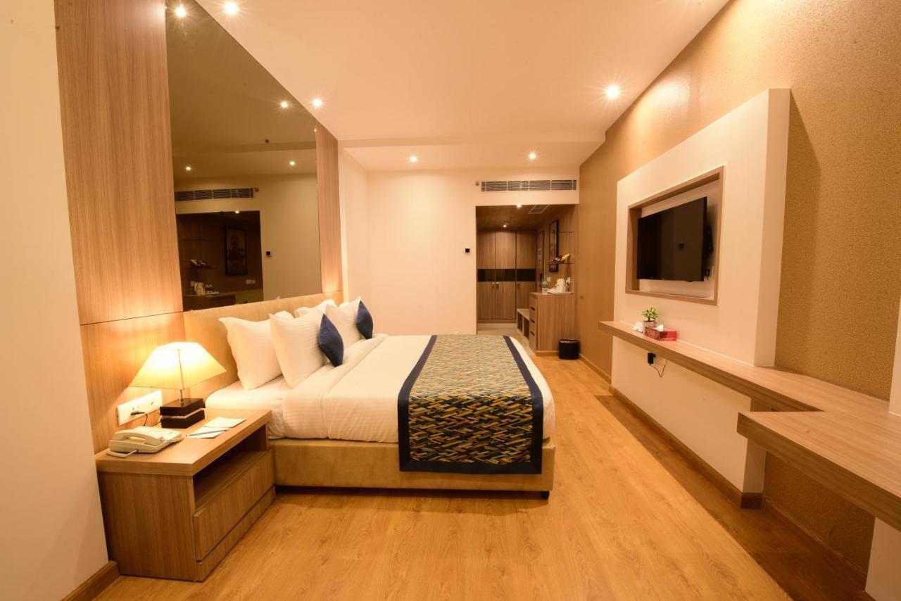 Surestay Plus By Best Western Amritsar Exterior foto